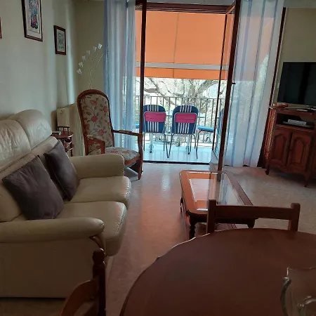 Apartment Location Saisonniere T3 Centre